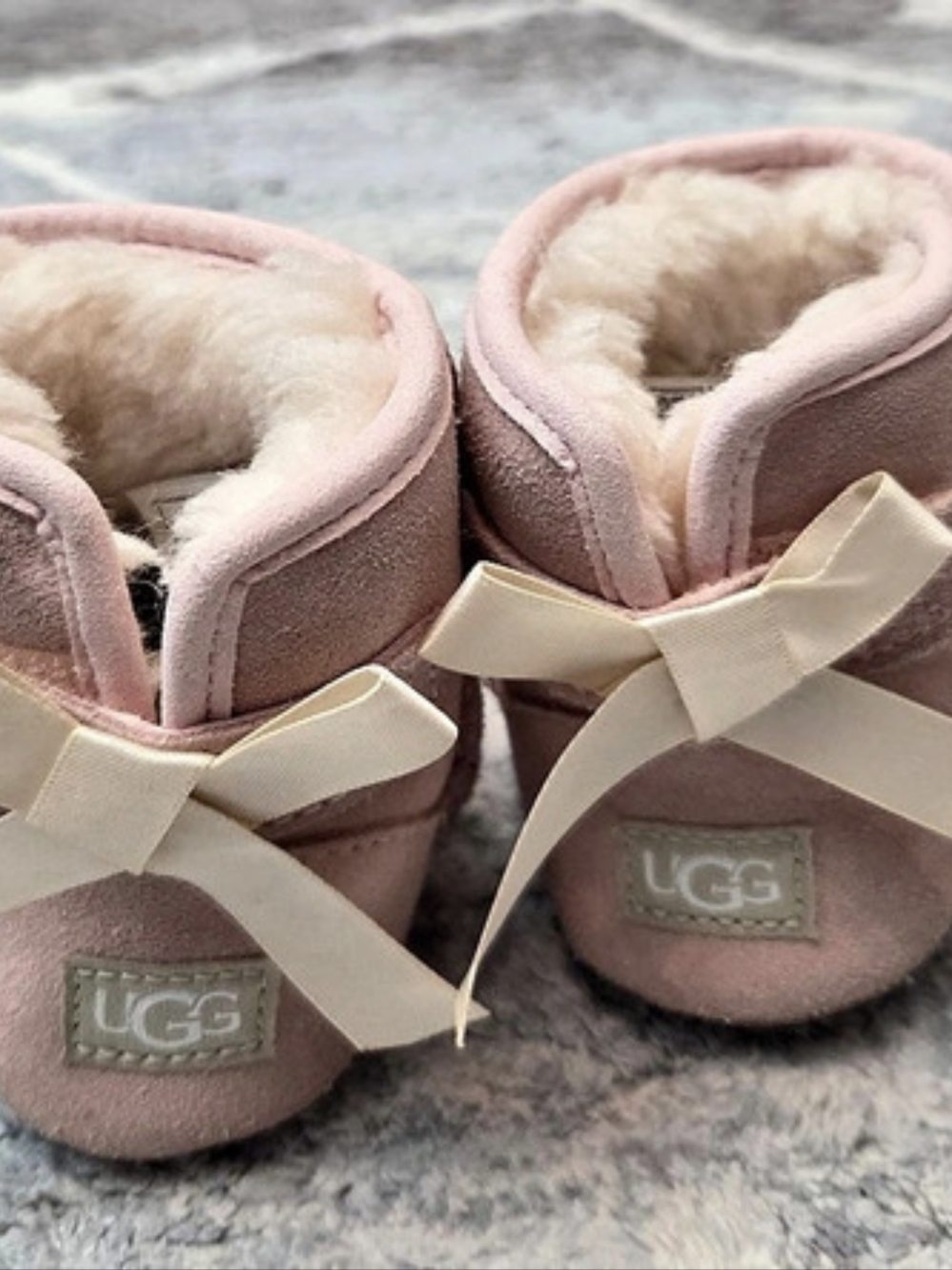 UGG Jesse Bow II Baby Booties Pink